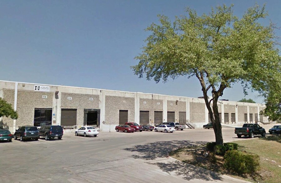 More Photos Of 10200 McKalla Pl, Austin Distribution For Lease