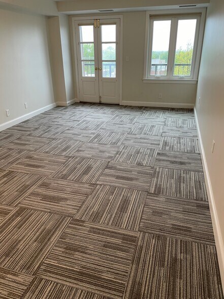 More Photos Of 4801 Wisconsin Ave NW, Washington Office For Sale