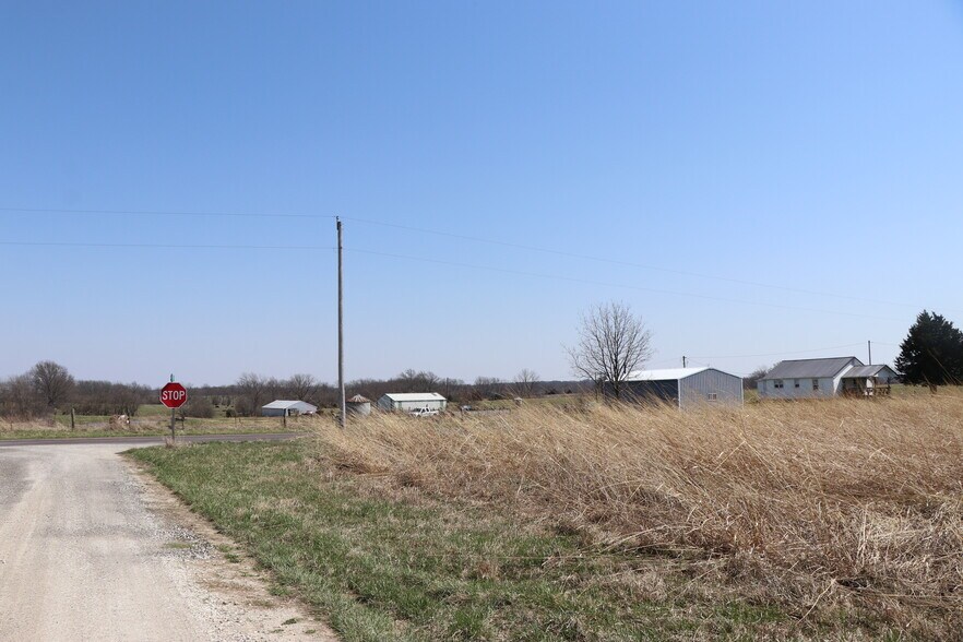 More Photos Of SW Corner Missouri 139 Highway & County Road 150, Hale Land For Sale