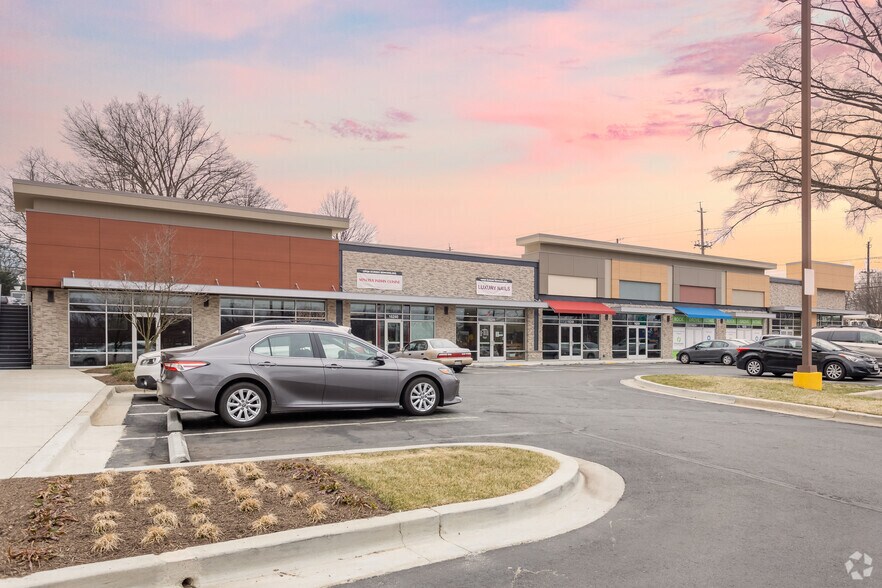 More Photos Of 16240-16268 Frederick Rd, Gaithersburg Storefront For Lease