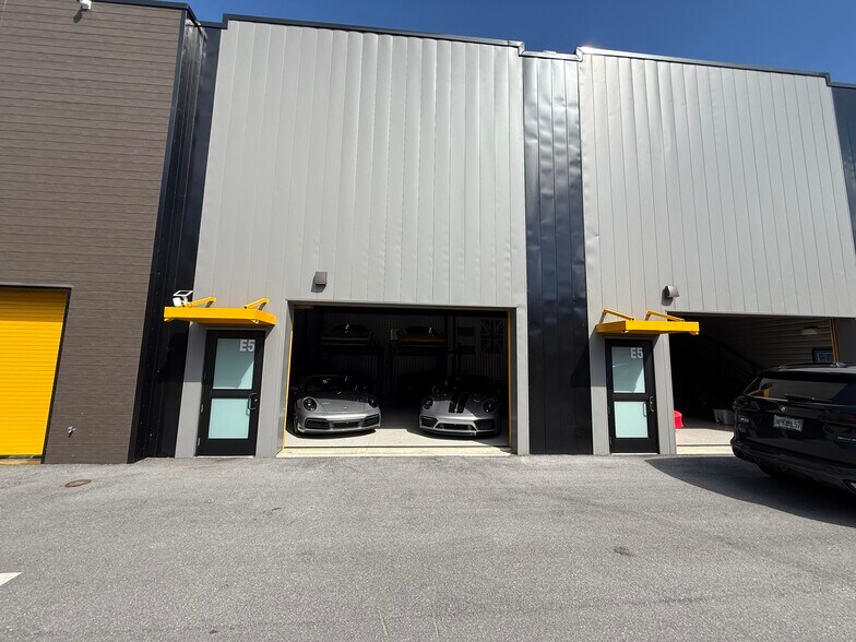 More Photos Of 8752 Atlantic Ave, Delray Beach Industrial For Sale