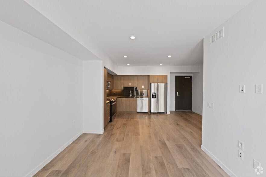 More Photos Of 1800 Beverly Blvd, Los Angeles Apartments For Lease