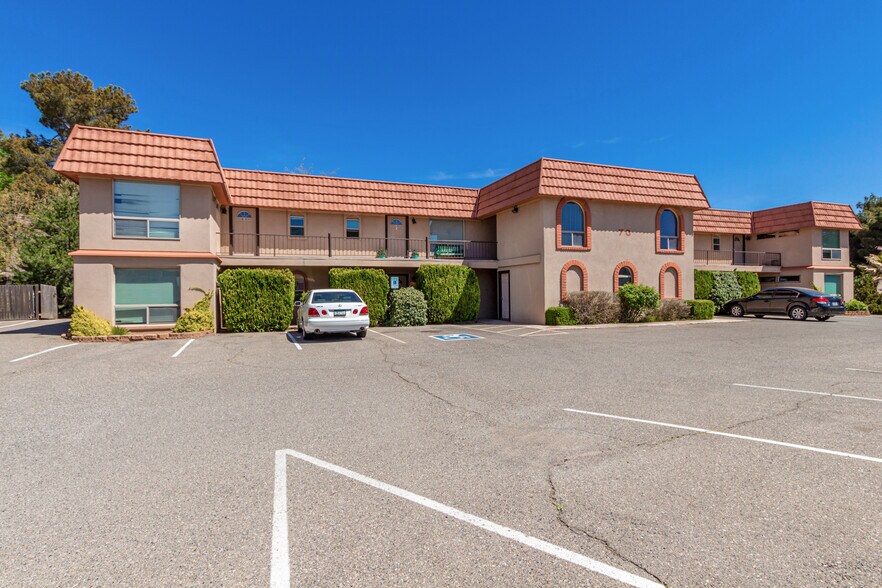 More Photos Of 70 Bell Rock Blvd, Sedona Apartments For Sale