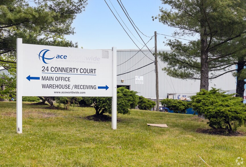 More Photos Of 24 Connerty Ct, East Brunswick Warehouse For Lease