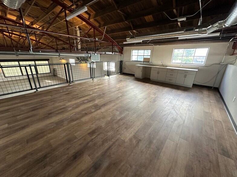 More Photos Of 301 S Main St, Brighton Freestanding For Sale