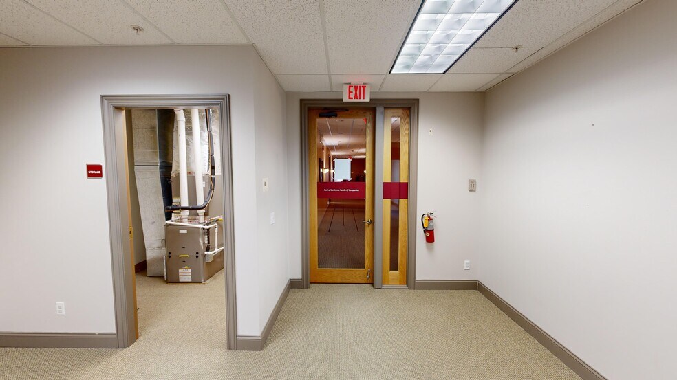 More Photos Of 11 South St, Glens Falls Office For Lease