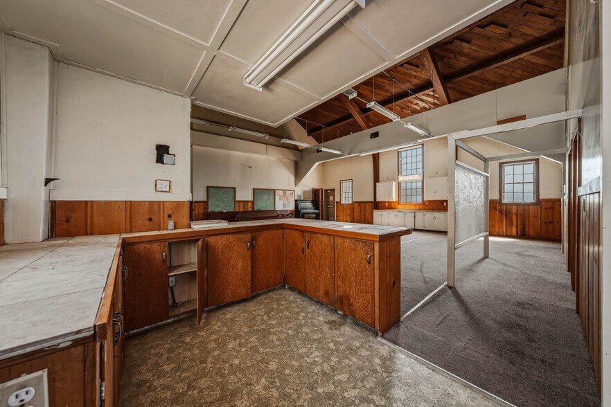 More Photos Of 12487 The Plaza, Clearlake Oaks Religious Facility For Sale