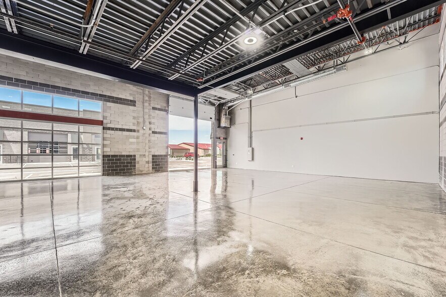 More Photos Of 10262 Dransfeldt Rd, Parker Light Distribution For Sale