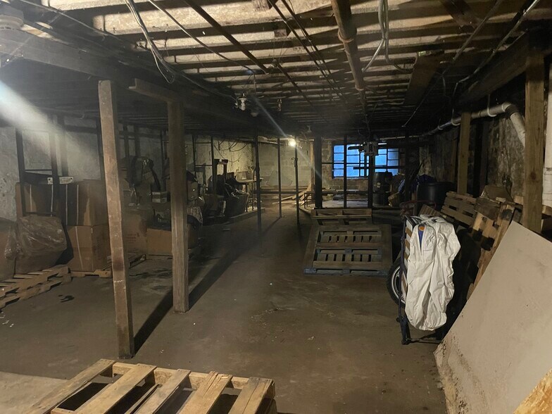 More Photos Of 4239 Park Ave, Bronx Warehouse For Sale