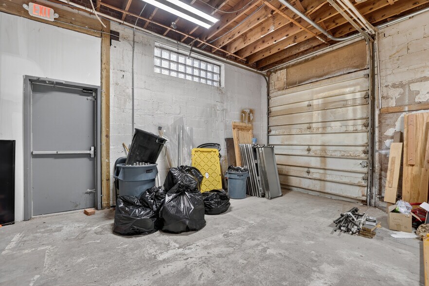 More Photos Of 2412-2414 N Robinson Ave, Oklahoma City Storefront Retail Office For Lease