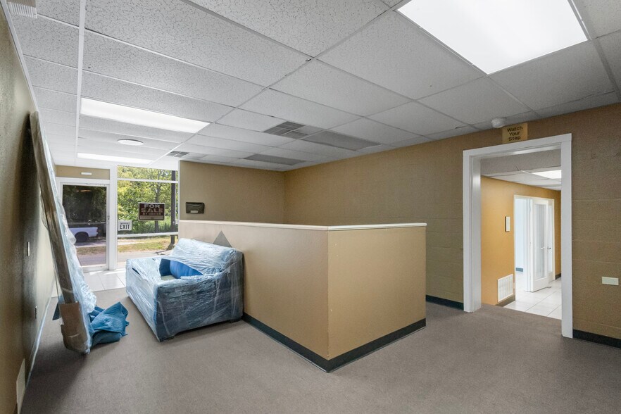 More Photos Of 421 S Beckham Ave, Tyler Medical For Sale