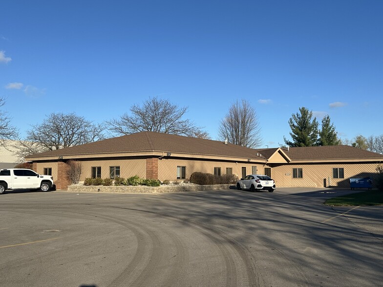 Primary Photo Of 3615 29th St SE, Grand Rapids Showroom For Sale