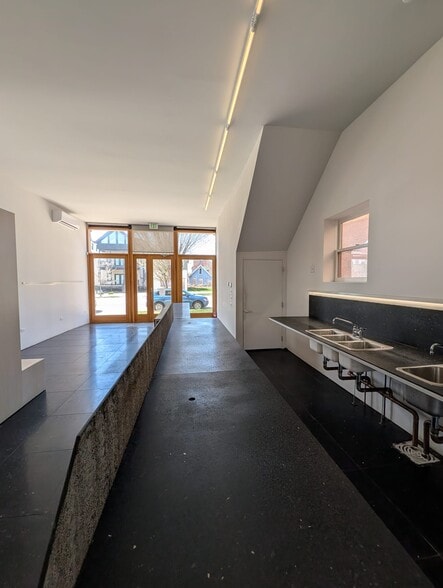 More Photos Of 577 Niagara St, Buffalo Storefront Retail Office For Sale