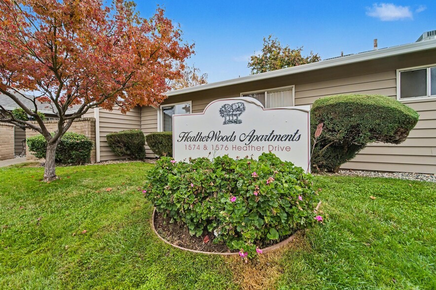 More Photos Of 1574 - 1576 Heather Dr, Yuba City Apartments For Sale