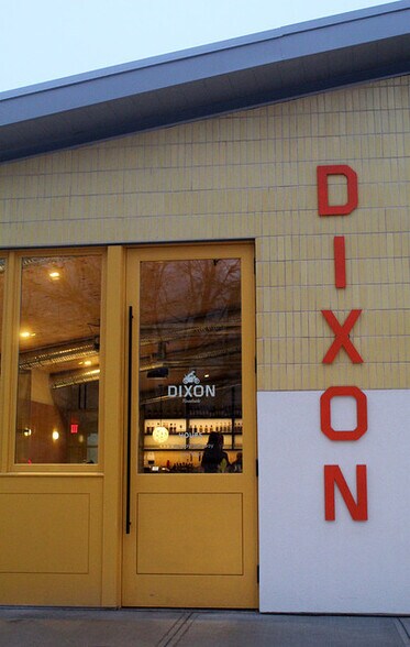 More Photos Of 261 Tinker St, Woodstock Restaurant For Sale