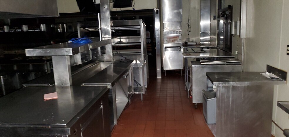 More Photos Of 92 16th St, Wheatland Freestanding For Sale