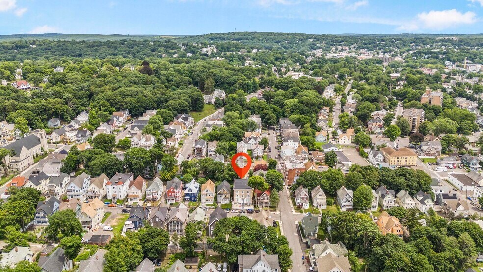 More Photos Of 134 Chestnut Ave, Waterbury Apartments For Sale
