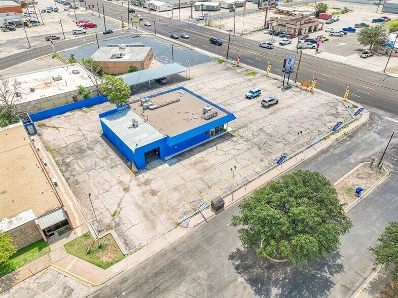 Primary Photo Of 2201 E 8th St, Odessa Office For Sale