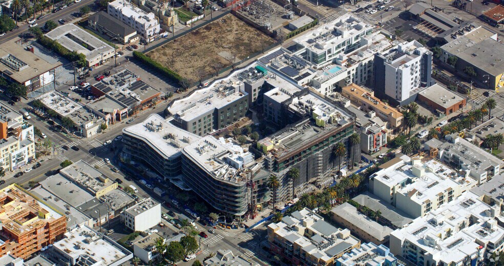 Primary Photo Of 700 Broadway, Santa Monica Apartments For Lease