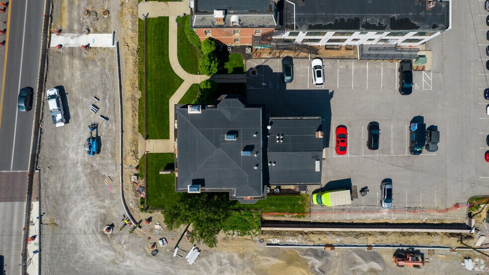 More Photos Of 630 E Broad St, Columbus Office For Sale