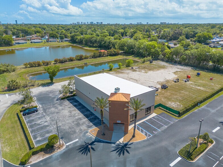Primary Photo Of 905 Foster Way, South Daytona Warehouse For Lease