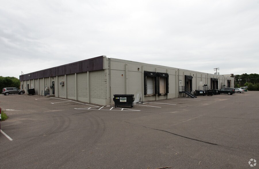 More Photos Of 8801-8851 E Research Center Rd, New Hope Warehouse For Lease