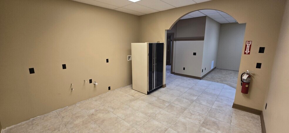 More Photos Of 8725 Youngerman Ct, Jacksonville Flex For Lease