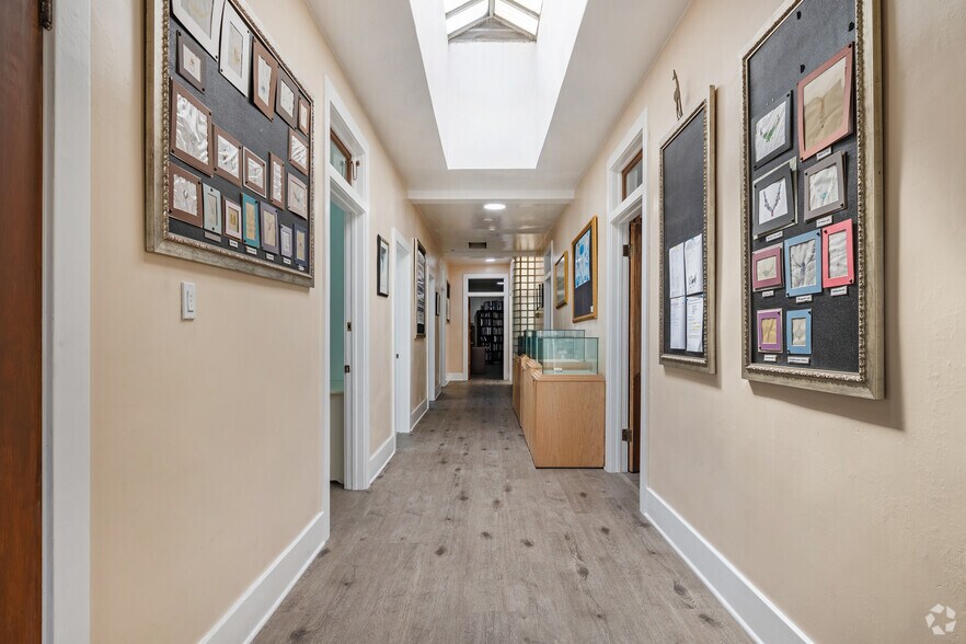 More Photos Of 4109-4117 W Pico Blvd, Los Angeles Office For Sale