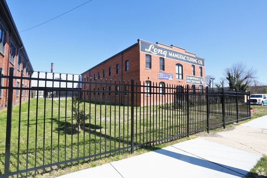 More Photos Of 1131 Commerce St, Petersburg Apartments For Sale