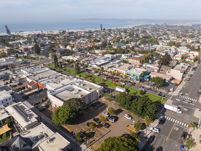 More Photos Of 925 Orange Ave, Coronado Drugstore For Sale