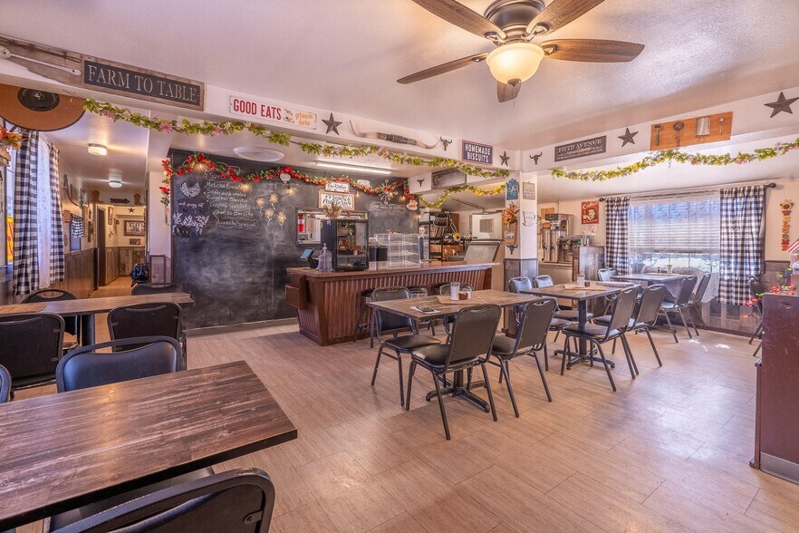 More Photos Of 1118 Robinson Ave, Trinidad Restaurant For Sale