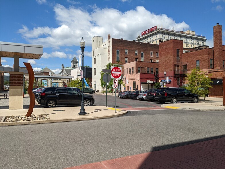 More Photos Of 329 Pine St, Williamsport Office For Lease