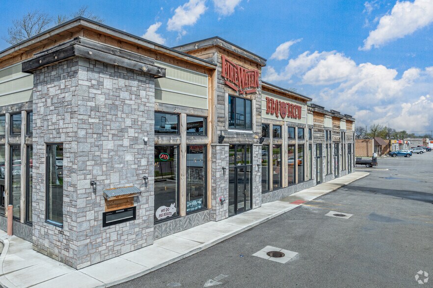 Primary Photo Of 11640 S Pulaski Rd, Alsip Restaurant For Sale