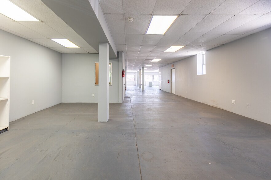 More Photos Of 819-821 Orange St, Redlands General Retail For Sale