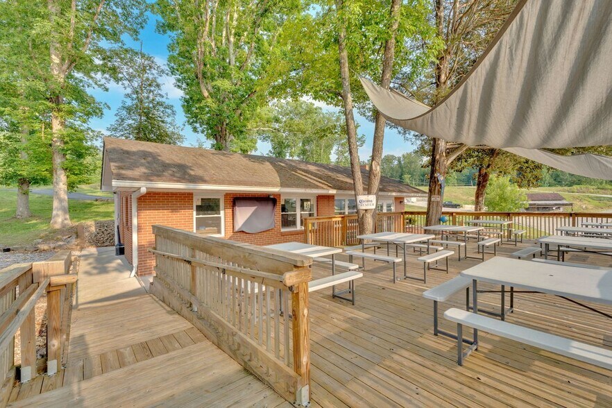 More Photos Of 1060 Paint Rock Ferry Rd, Kingston Specialty For Sale