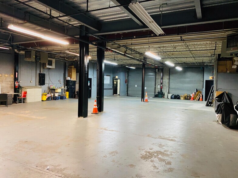 More Photos Of 38-17 Crescent St, Long Island City Warehouse For Lease