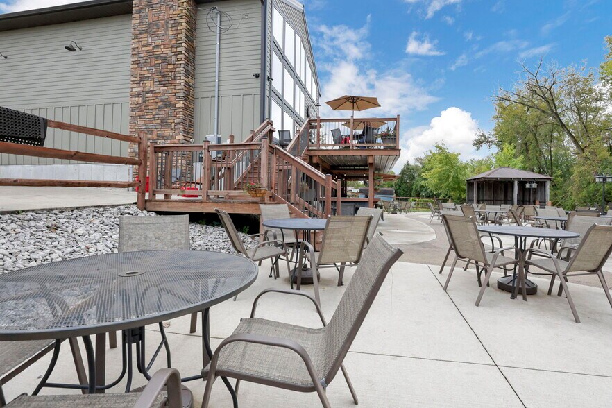 More Photos Of 14675 Zion Rd, Thornville Restaurant For Sale