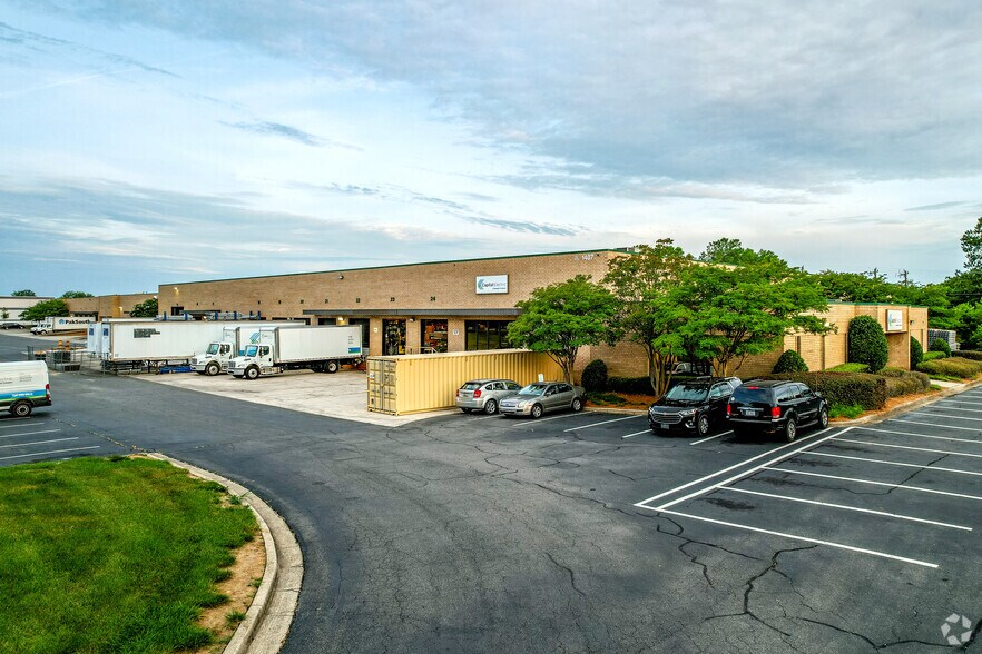 More Photos Of 1407 Westinghouse Blvd, Charlotte Manufacturing For Lease
