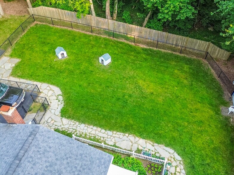 More Photos Of Bay Road, North Easton Specialty For Sale