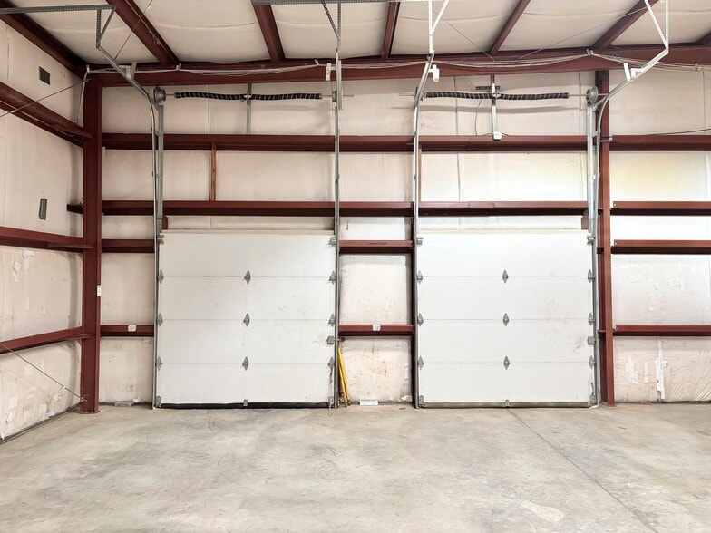 More Photos Of 3303 Airline Blvd, Portsmouth Light Distribution For Lease