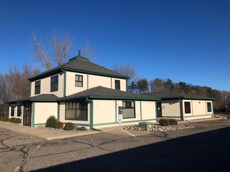 More Photos Of 14735 NE Highway 65 St, Andover Office For Sale