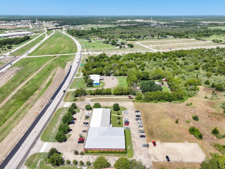 More Photos Of 2525 E Highway 175, Kaufman Office For Sale