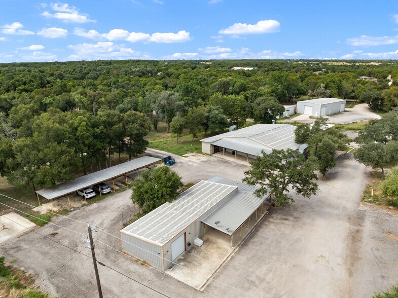More Photos Of 301-329 Dews Rd, Leander Industrial For Sale