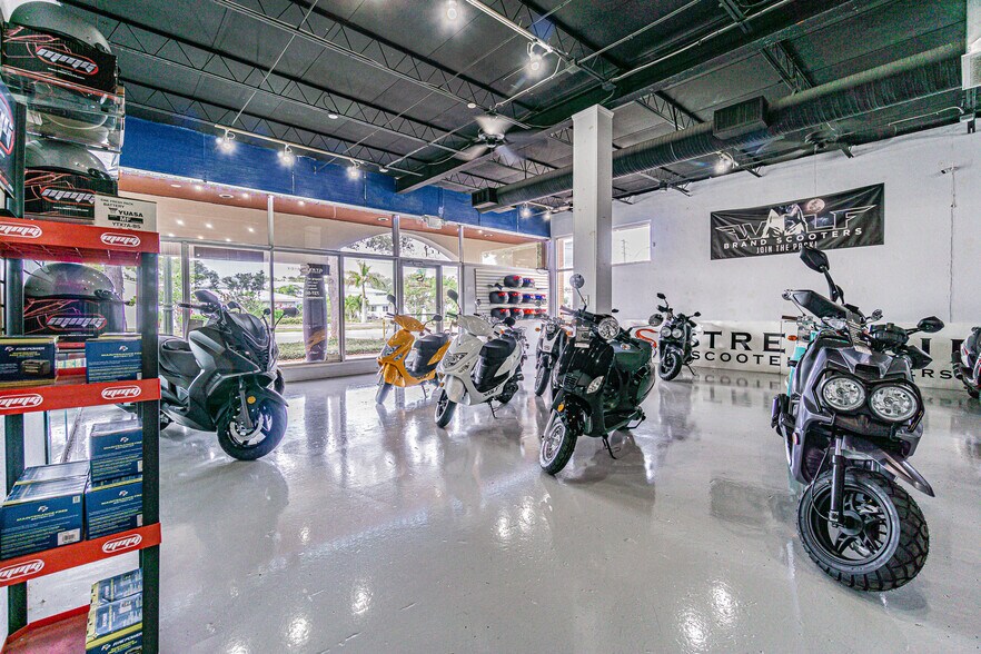 More Photos Of , Largo Unknown For Sale