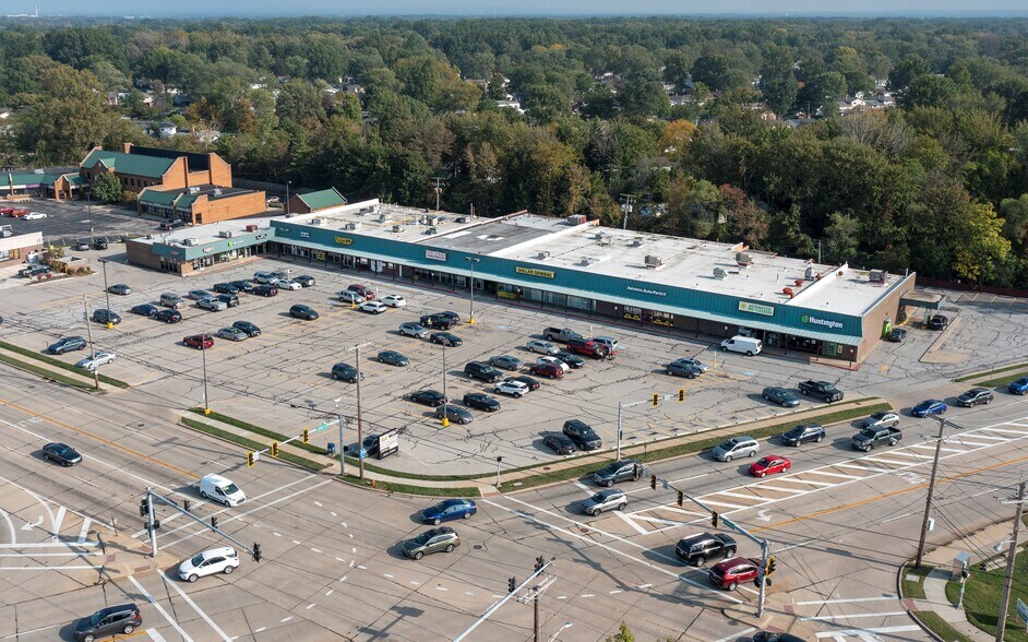 More Photos Of 28931-29095 Lorain Rd, North Olmsted Unknown For Lease