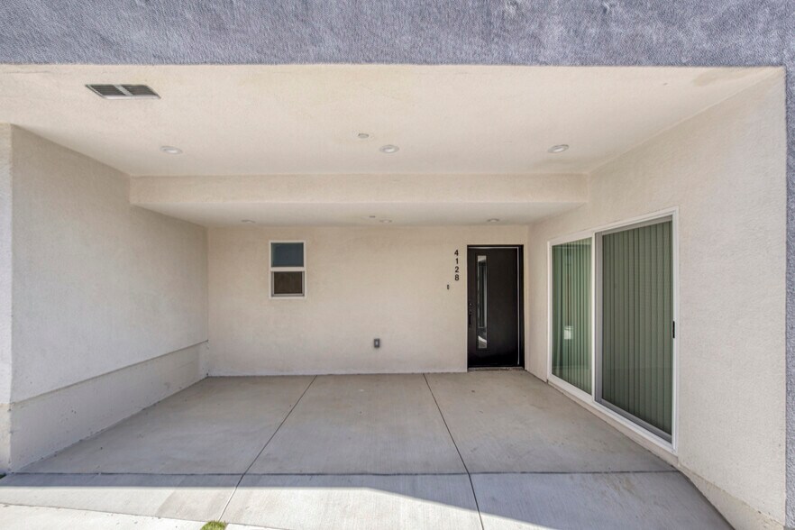 More Photos Of 4126 Clayton Ave, Los Angeles Multifamily For Sale