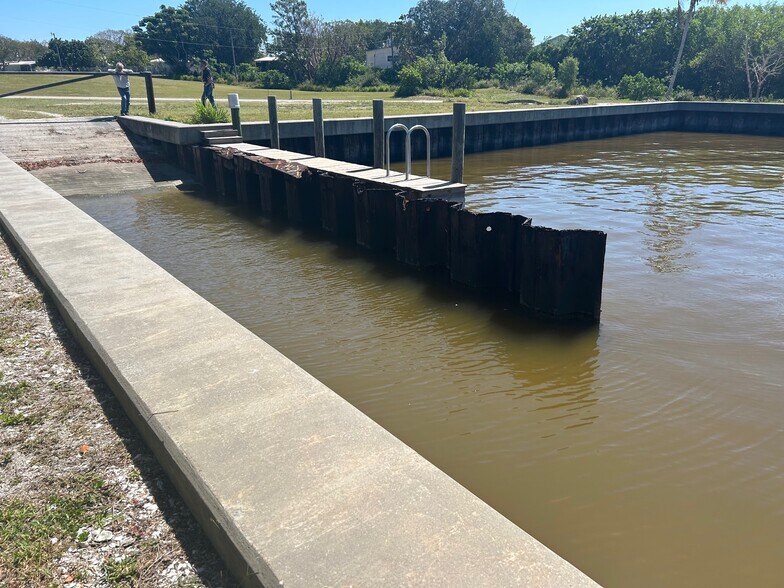 More Photos Of 318 Mamie St, Chokoloskee Land For Sale