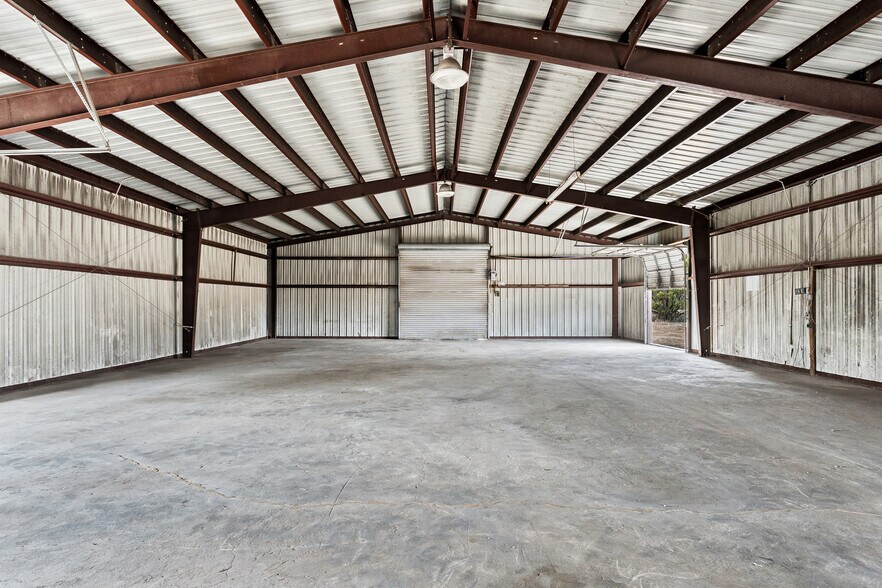 Primary Photo Of 1544 Jackrabbit Rd, Nolanville Warehouse For Sale