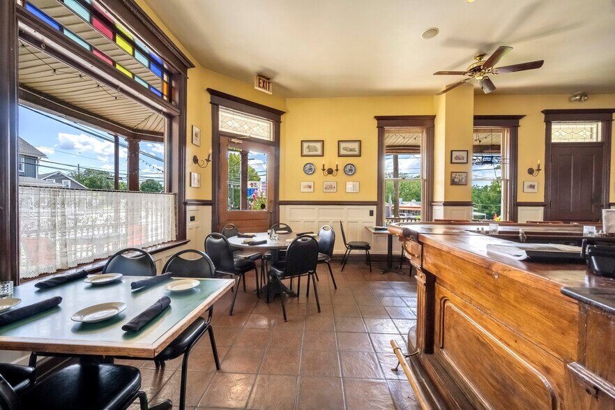 More Photos Of 5881 Sullivan Trl, Nazareth General Retail For Sale