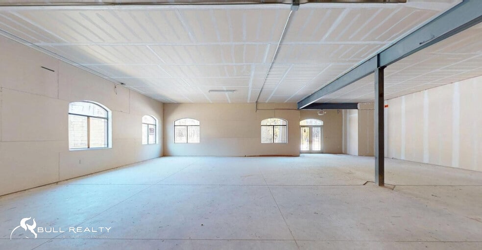 More Photos Of 3700 Ridge Rd, Buford Medical For Lease